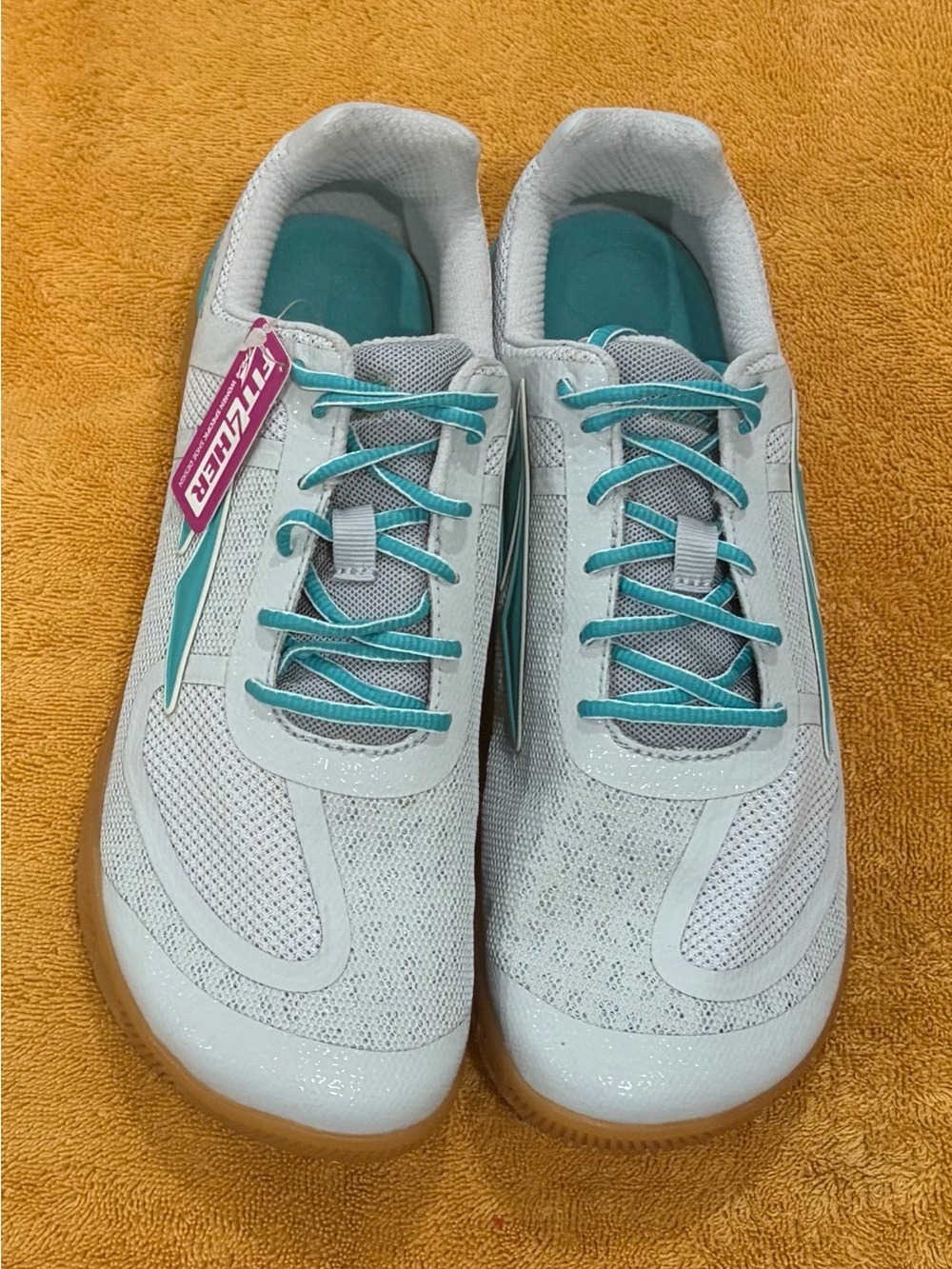 Altra Women's Light Gray and Teal Athletic Shoes